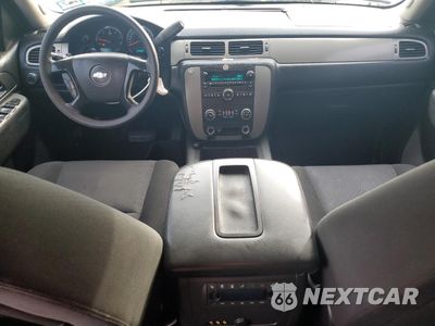 Zdjęcie 8 z 15 samochodu: 2013 CHEVROLET TAHOE POLICE VIN:1GNLC2E03DR311696 - miniatura