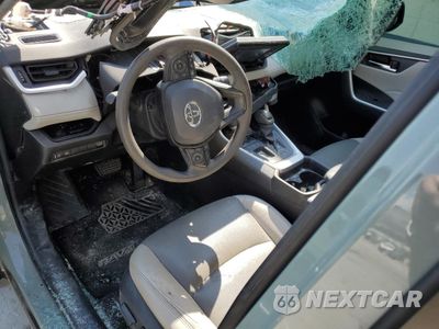 Zdjęcie 8 z 13 samochodu: 2020 TOYOTA RAV4 XLE VIN:JTMW1RFV4LD521993 - miniatura