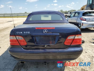 Zdjęcie 6 z 13 samochodu: 2001 MERCEDES-BENZ CLK 320 VIN:WDBLK65G51T065036 - miniatura