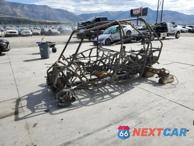 2016 POLARIS RZR UTILITY VEHICLE 4XAVCE877GB668024 - główne zdjęcie licytacji z USA - miniatura