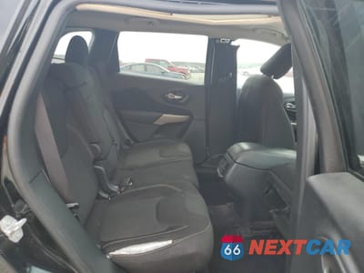 Zdjęcie 10 z 13 samochodu: 2017 JEEP CHEROKEE LATITUDE VIN:1C4PJMCB4HW584301 - miniatura