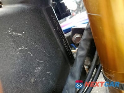 Zdjęcie 8 z 9 samochodu: 2009 YAMAHA YZFR1 VIN:JYARN23E19A006453 - miniatura