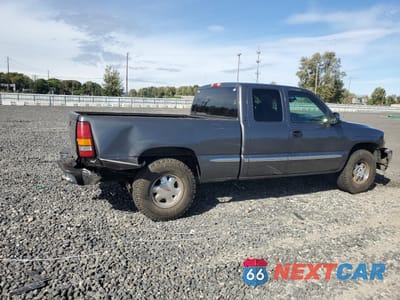 Trzecie zdjęcie samochodu z tyłu: 1999 GMC NEW SIERRA K1500 VIN:1GTEK19T8XZ535635 - miniatura