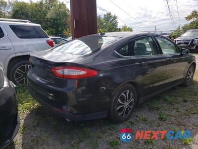 Czwarte zdjęcie samochodu z boku: 2013 FORD FUSION S VIN:3FA6P0G77DR367000 - miniatura