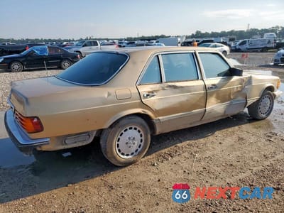 Trzecie zdjęcie samochodu z tyłu: 1986 MERCEDES-BENZ 420 SEL VIN:WDBCA35D2GA215454 - miniatura