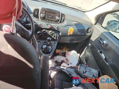 Zdjęcie 8 z 13 samochodu: 2017 FIAT 500 POP VIN:3C3CFFKR9HT671423 - miniatura