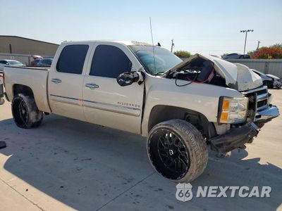 Czwarte zdjęcie samochodu z boku: 2012 CHEVROLET SILVERADO C1500 LT VIN:3GCPCSE09CG118669 - miniatura