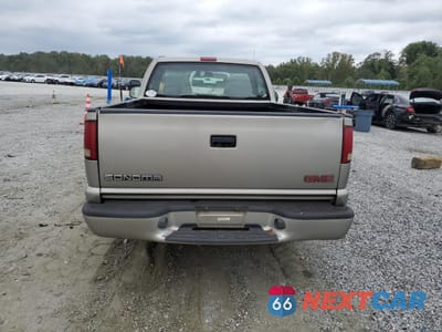 Zdjęcie 6 z 15 samochodu: 2003 GMC SONOMA VIN:1GTCS14X538125196 - miniatura
