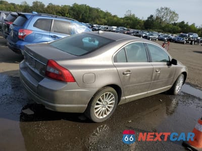 Trzecie zdjęcie samochodu z tyłu: 2007 VOLVO S80 3.2 VIN:YV1AS982071018764 - miniatura