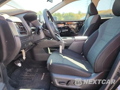 Zdjęcie 7 z 15 samochodu: 2023 NISSAN ROGUE SV VIN:5N1BT3BA8PC825022 - miniatura