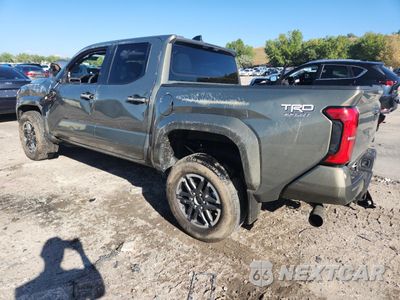 Drugie zdjęcie samochodu z przodu: 2024 TOYOTA TACOMA DOUBLE CAB VIN:3TMLB5JN4RM049470 - miniatura