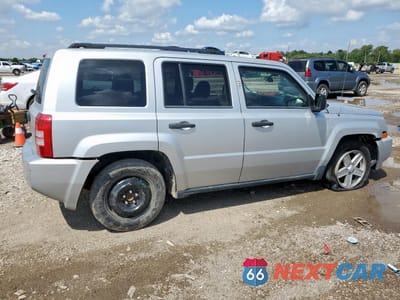 Trzecie zdjęcie samochodu z tyłu: 2009 JEEP PATRIOT SPORT VIN:1J4FT28B99D102657 - miniatura