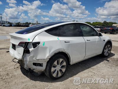 Trzecie zdjęcie samochodu z tyłu: 2022 TESLA MODEL Y VIN:7SAYGDEE2NA015361 - miniatura
