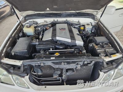 Zdjęcie 12 z 13 samochodu: 2005 LEXUS LX 470 VIN:JTJHT00W453550321 - miniatura