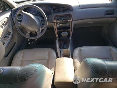 Zdjęcie 8 z 14 samochodu: 2000 NISSAN ALTIMA XE VIN:1N4DL01A7YC228285 - miniatura
