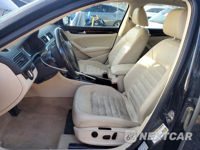 Zdjęcie 7 z 15 samochodu: 2014 VOLKSWAGEN PASSAT SEL VIN:1VWCN7A34EC057627 - miniatura