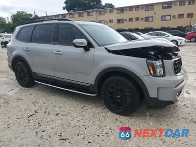 Czwarte zdjęcie samochodu z boku: 2023 KIA TELLURIDE SX VIN:5XYP5DGC4PG405712 - miniatura