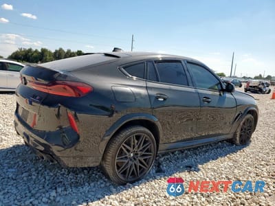 Trzecie zdjęcie samochodu z tyłu: 2021 BMW X6 M VIN:5YMCY0C09M9E09840 - miniatura