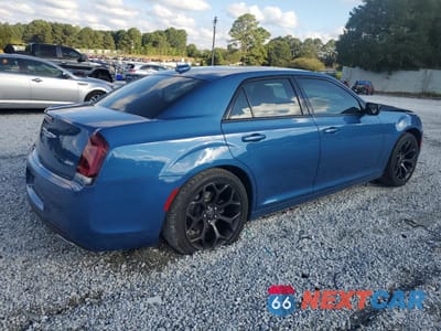 Trzecie zdjęcie samochodu z tyłu: 2020 CHRYSLER 300 TOURING VIN:2C3CCAAG8LH158855 - miniatura