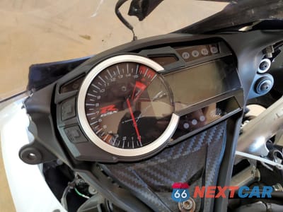 Zdjęcie 7 z 10 samochodu: 2025 SUZUKI GSX-R600 VIN:JS1GN7FA1S7101710 - miniatura