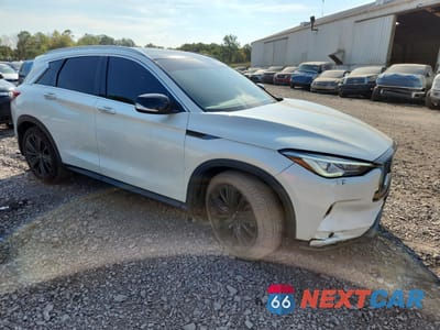 Czwarte zdjęcie samochodu z boku: 2021 INFINITI QX50 LUXE VIN:3PCAJ5BB8MF115031 - miniatura