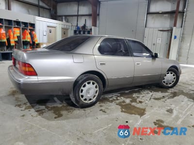 Trzecie zdjęcie samochodu z tyłu: 1997 LEXUS LS 400 VIN:JT8BH28F2V0084947 - miniatura