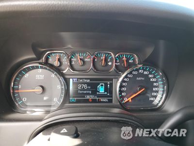 Zdjęcie 9 z 14 samochodu: 2018 CHEVROLET SUBURBAN C1500 LS VIN:1GNSCGKC0JR392448 - miniatura