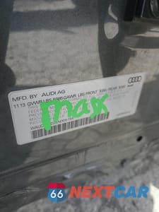 Zdjęcie 12 z 12 samochodu: 2014 AUDI S8 QUATTRO VIN:WAUD2AFD2EN009155 - miniatura