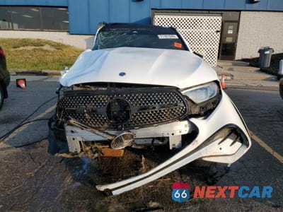 Piąte zdjęcie samochodu w środku: 2023 MERCEDES-BENZ GLC 300 4MATIC VIN:W1NKM4HB0PU029259 - miniatura