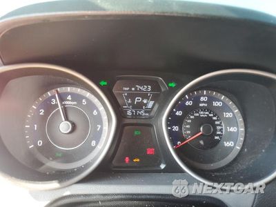 Zdjęcie 9 z 12 samochodu: 2015 HYUNDAI ELANTRA SE VIN:5NPDH4AEXFH561166 - miniatura