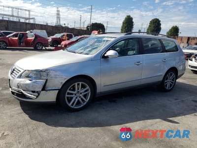 2008 VOLKSWAGEN PASSAT WAGON LUX WVWTK93C68E230657 - główne zdjęcie licytacji z USA - miniatura