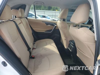 Zdjęcie 11 z 16 samochodu: 2021 TOYOTA RAV4 XLE VIN:2T3P1RFV8MW157392 - miniatura