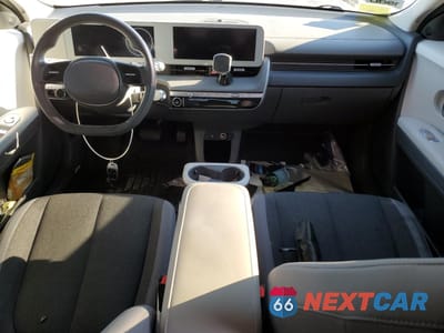 Zdjęcie 8 z 13 samochodu: 2022 HYUNDAI IONIQ 5 SE VIN:KM8KM4AE2NU099558 - miniatura