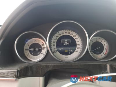 Zdjęcie 9 z 12 samochodu: 2014 MERCEDES-BENZ E 350 VIN:WDDHF5KB3EA805611 - miniatura