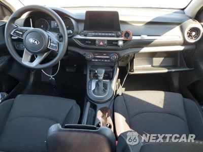 Zdjęcie 8 z 12 samochodu: 2019 KIA FORTE FE VIN:3KPF24AD0KE084053 - miniatura