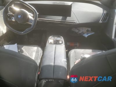 Zdjęcie 8 z 13 samochodu: 2024 BMW IX XDRIVE50 VIN:WB523CF02RCR04156 - miniatura