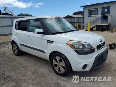 Czwarte zdjęcie samochodu z boku: 2013 KIA SOUL VIN:KNDJT2A5XD7546271 - miniatura
