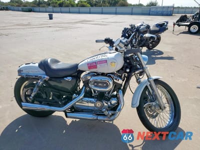 2004 HARLEY-DAVIDSON XL1200 C 1HD1CGP184K448238 - główne zdjęcie licytacji z USA - miniatura