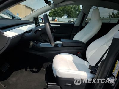 Zdjęcie 7 z 14 samochodu: 2024 TESLA MODEL Y VIN:7SAYGDEE4RA215776 - miniatura