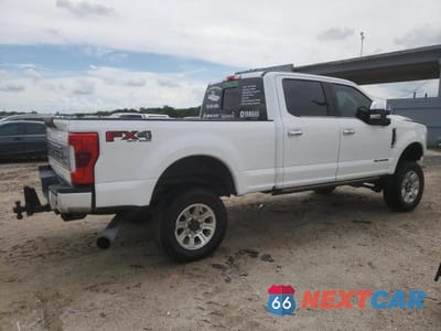 Trzecie zdjęcie samochodu z tyłu: 2019 FORD F250 SUPER DUTY VIN:1FT7W2BT0KEF64740 - miniatura