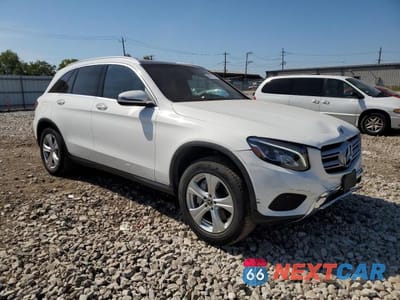 Czwarte zdjęcie samochodu z boku: 2018 MERCEDES-BENZ GLC 300 4MATIC VIN:WDC0G4KB4JV091466 - miniatura