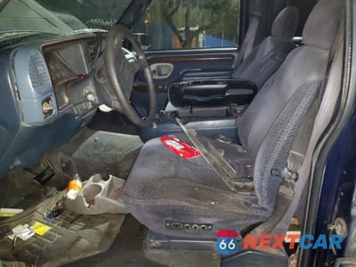 Zdjęcie 7 z 13 samochodu: 1996 CHEVROLET SUBURBAN K2500 VIN:3GNGK26R0TG129910 - miniatura