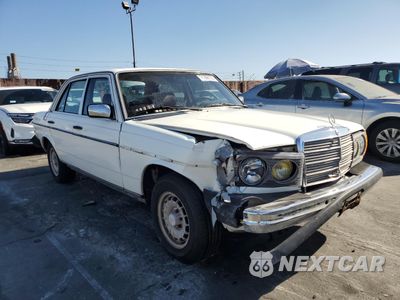 Czwarte zdjęcie samochodu z boku: 1982 MERCEDES-BENZ 300 DT VIN:WDBAB33A5CB003942 - miniatura
