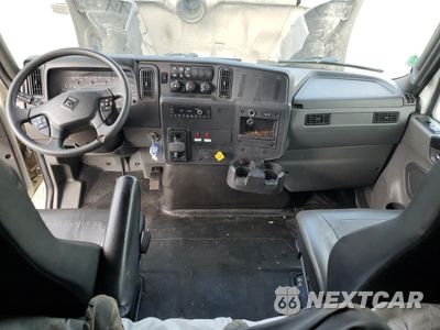 Zdjęcie 8 z 13 samochodu: 2023 INTERNATIONAL MV607 VIN:3HAEUMML2PL855622 - miniatura