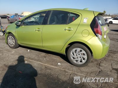 Drugie zdjęcie samochodu z przodu: 2016 TOYOTA PRIUS C VIN:JTDKDTB31G1120786 - miniatura
