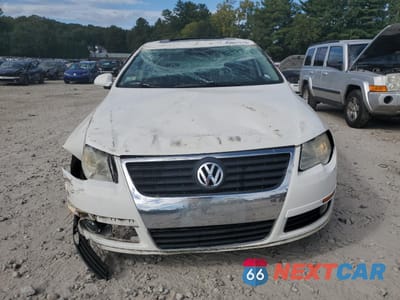Piąte zdjęcie samochodu w środku: 2009 VOLKSWAGEN PASSAT TURBO VIN:WVWJK73C69P047860 - miniatura