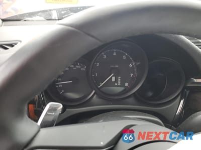 Zdjęcie 9 z 12 samochodu: 2024 PORSCHE MACAN BASE VIN:WP1AA2A5XRLB12256 - miniatura