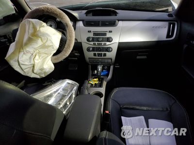 Zdjęcie 8 z 12 samochodu: 2008 FORD FOCUS SE VIN:1FAHP35N78W170388 - miniatura