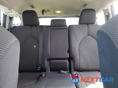 Zdjęcie 10 z 13 samochodu: 2022 TOYOTA HIGHLANDER L VIN:5TDBZRBH7NS257912 - miniatura