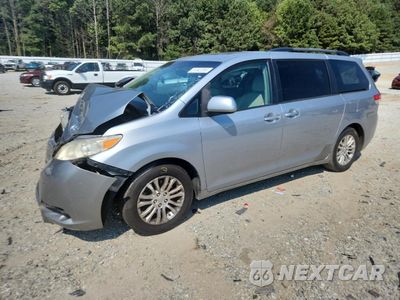 2011 TOYOTA SIENNA XLE 5TDYK3DC2BS074975 - główne zdjęcie licytacji z USA - miniatura